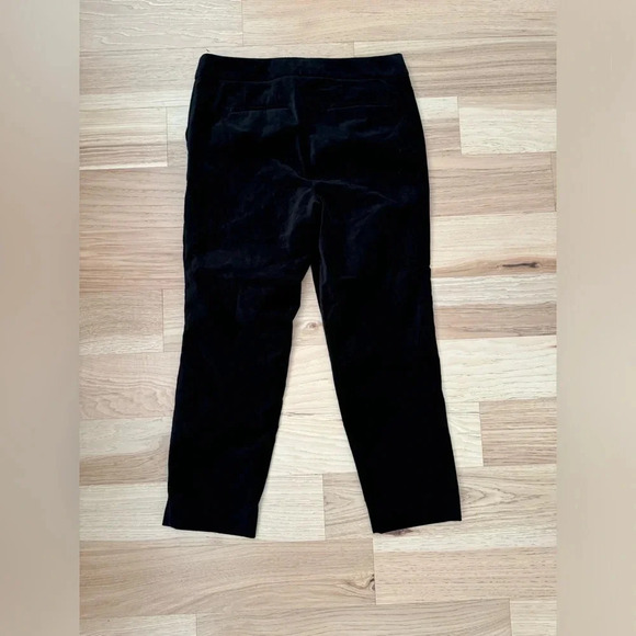 Boden Classic Tapered leg Velvet Pants in black size 10R ankle length - Picture 5 of 14